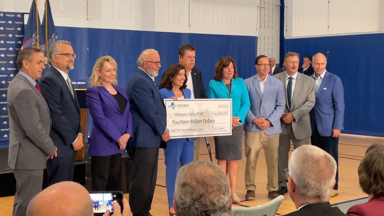 Hochul announces $40M to attract more high-tech companies - Vimarsana News